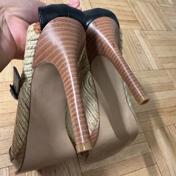 Nine & Co. Black Strappy Heels - Picture 8 of 10